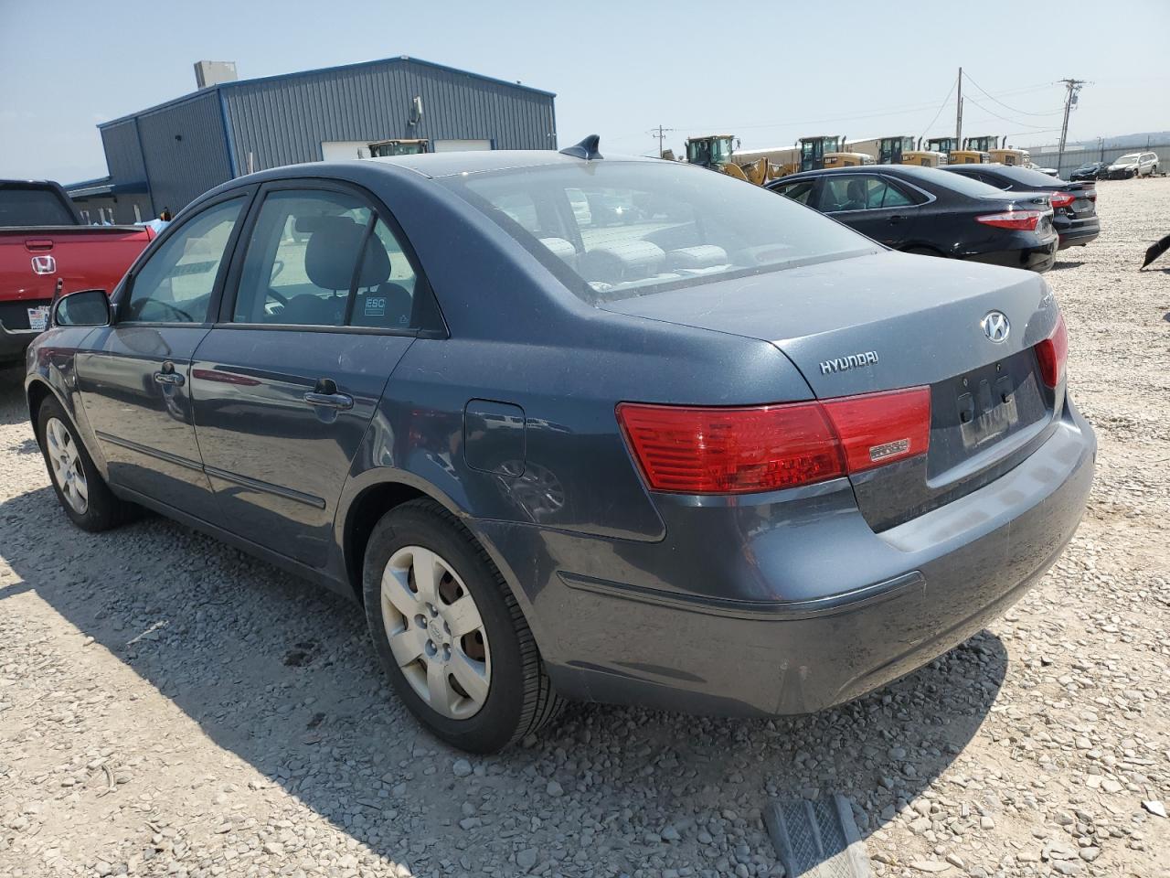 Lot #3003649104 2009 HYUNDAI SONATA GLS