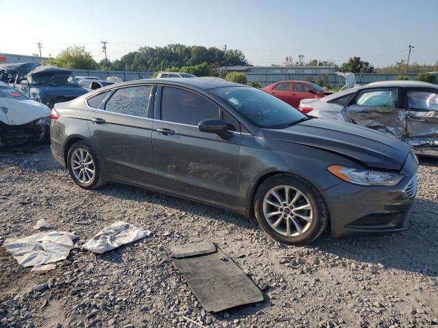 VIN 3FA6P0HD2HR137858 2017 Ford Fusion, SE no.4