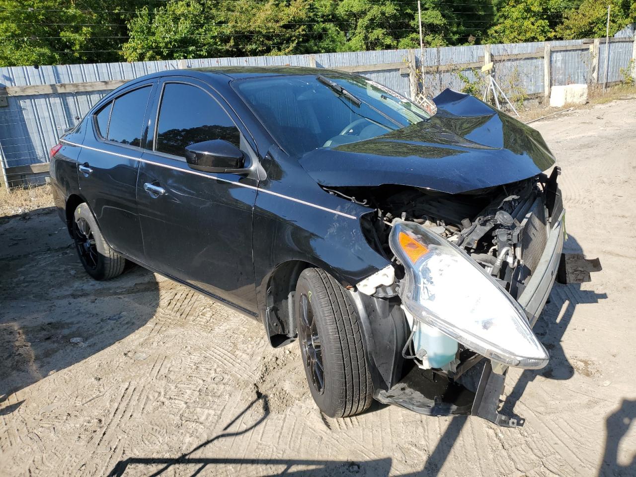 Lot #2857888907 2015 NISSAN VERSA S