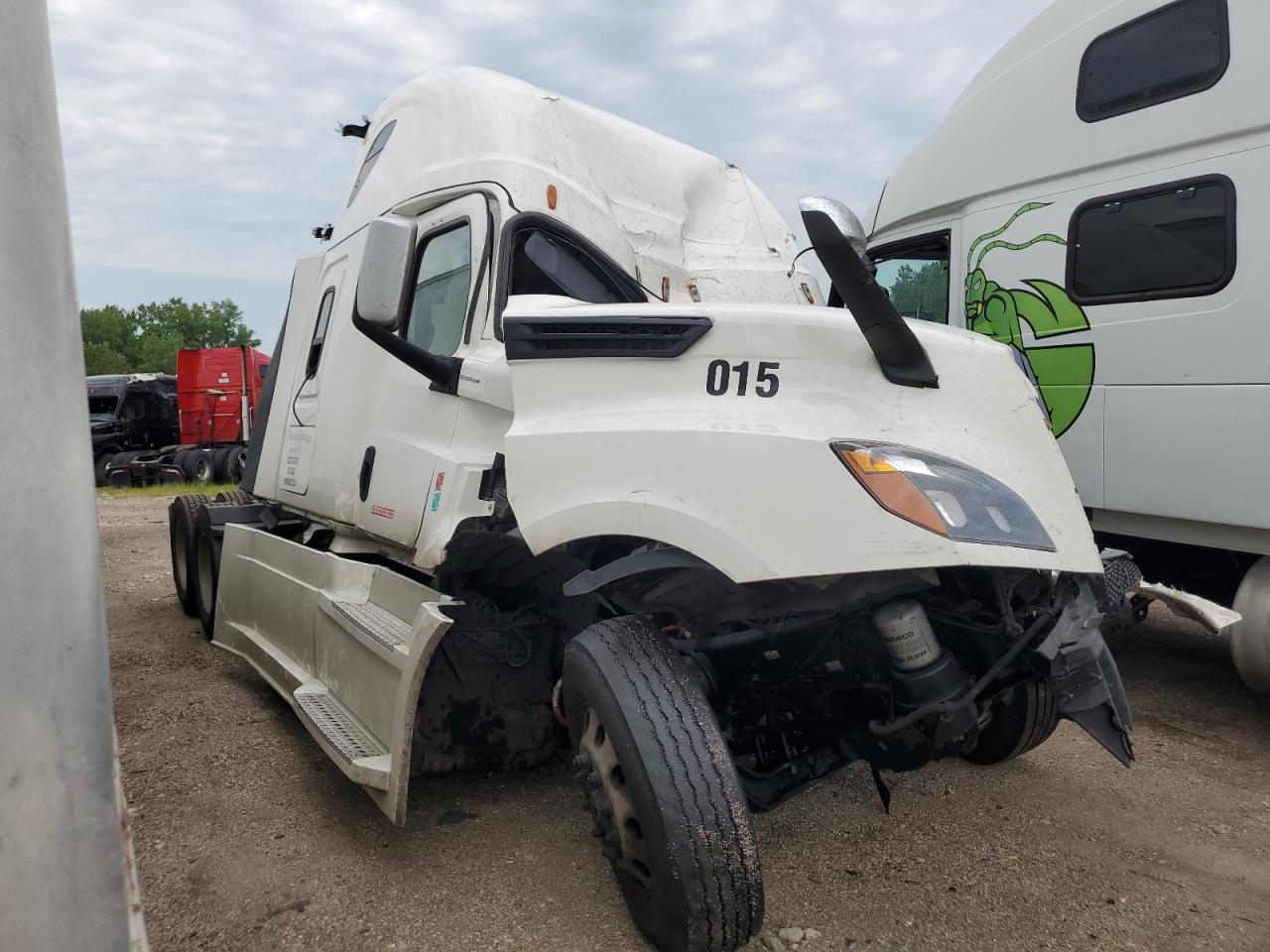 Freightliner Cascadia 2020 126" sleeper cab