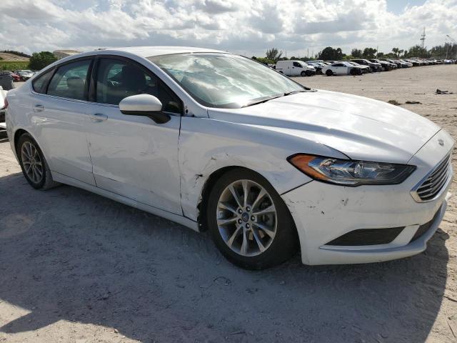 VIN 3FA6P0HD6HR390505 2017 Ford Fusion, SE no.4