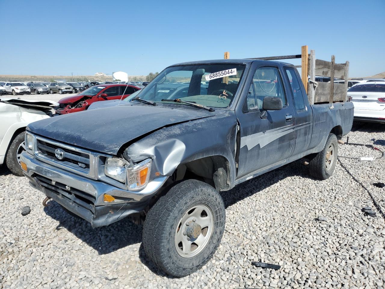 Lot #3021141226 1992 TOYOTA PICKUP 1/2