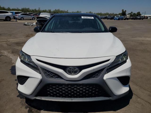 VIN 4T1B11HK7KU282730 2019 Toyota Camry, L no.5