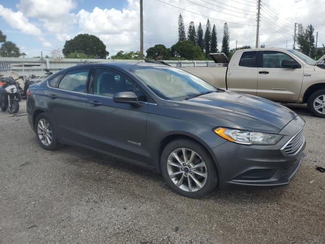 VIN 3FA6P0LU3HR266070 2017 Ford Fusion, Se Hybrid no.4