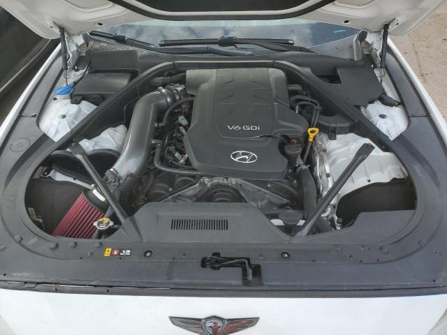 2015 HYUNDAI GENESIS 3. - KMHGN4JE2FU047013