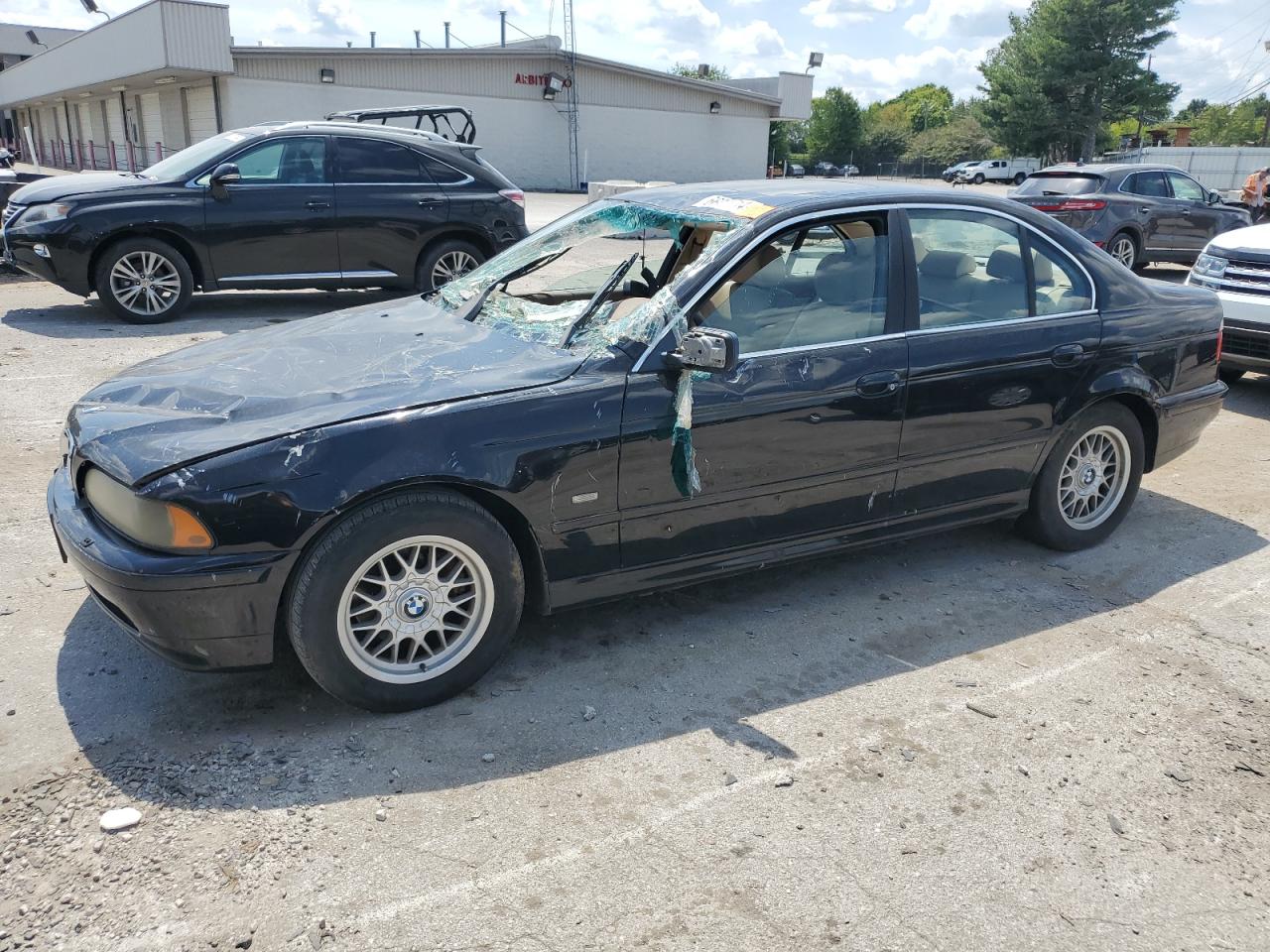 Lot #3037020731 2002 BMW 525 I AUTO