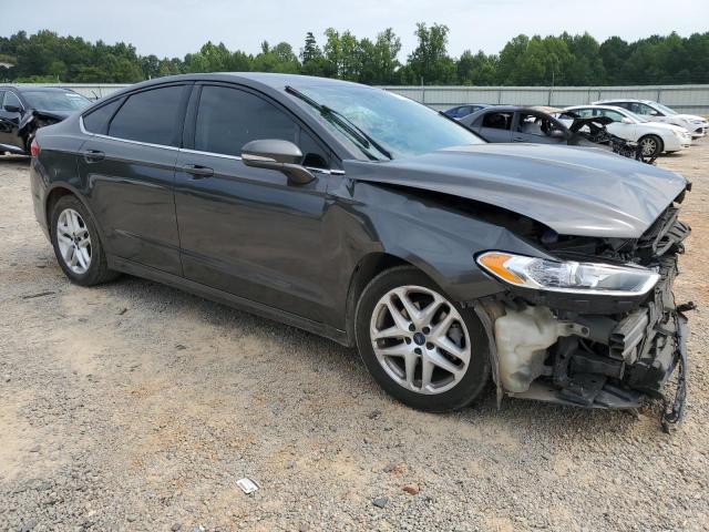 VIN 1FA6P0H70F5117604 2015 Ford Fusion, SE no.4