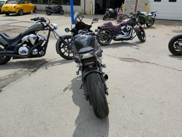 2015 BMW S 1000 RR - WB10D2102FZ352478