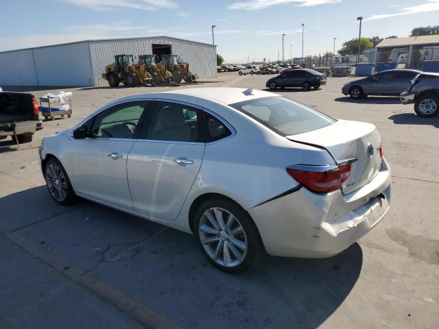 VIN 1G4PS5SKXD4170252 2013 Buick Verano no.2