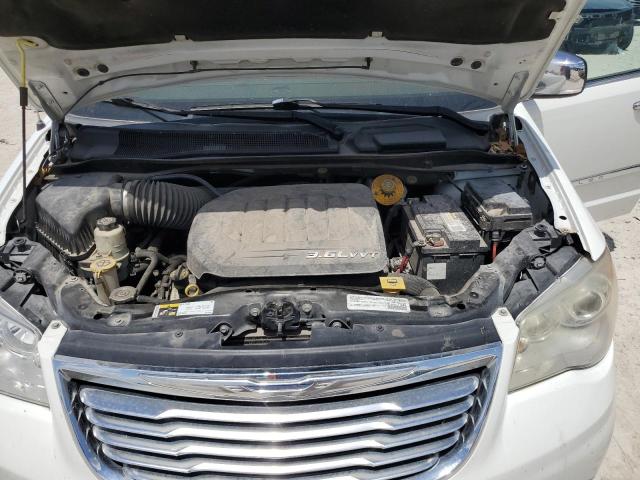 2015 CHRYSLER TOWN & COU - 2C4RC1GG0FR584244