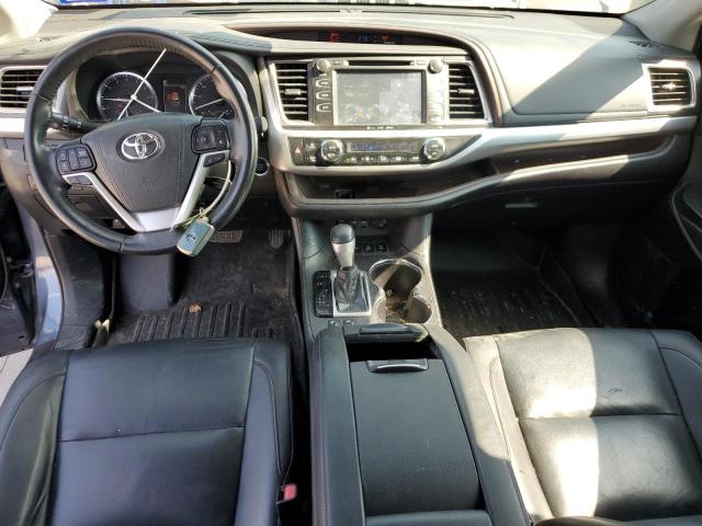 VIN 5TDJZRFH3KS945892 2019 Toyota Highlander, SE no.8