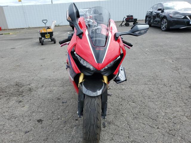 HONDA CBR1000 RR 2022 red  gas JH2SC7710NK500010 photo #3