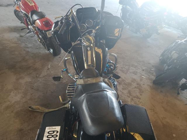 2011 HARLEY-DAVIDSON FLTRU 1HD1KGM15BB606328