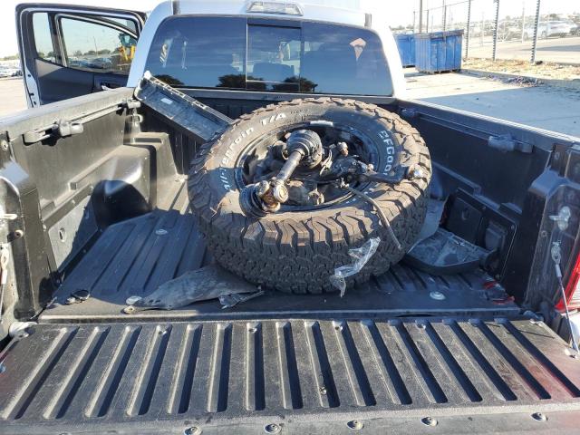 VIN 3TMCZ5AN7JM123786 2018 Toyota Tacoma, Double Cab no.12