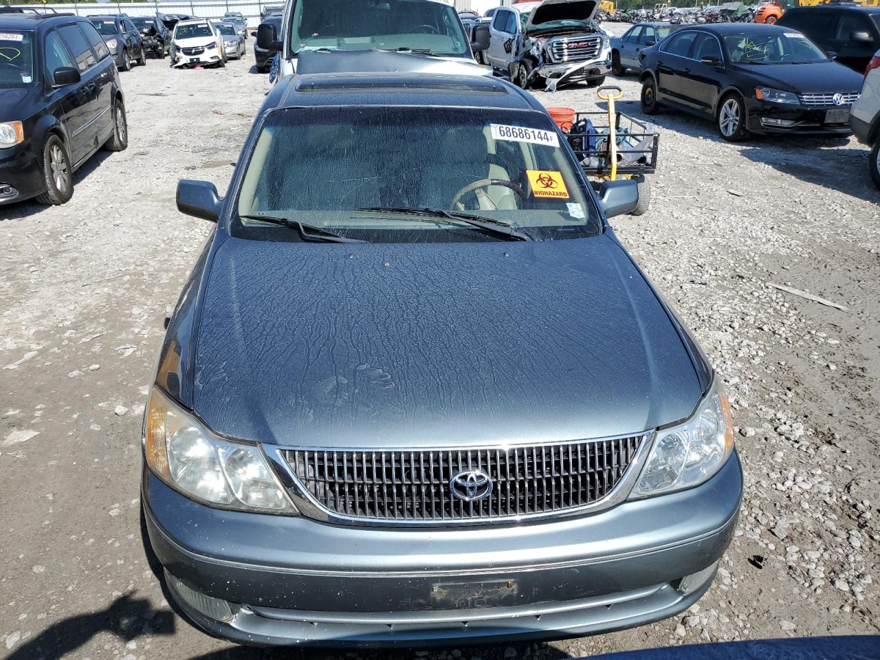 Lot #2791192358 2004 TOYOTA AVALON XL