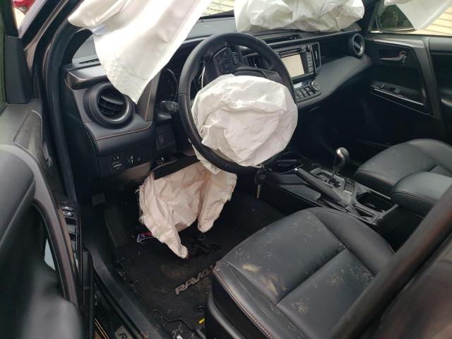 2018 TOYOTA RAV4 SE - JTMJFREV0JJ258512