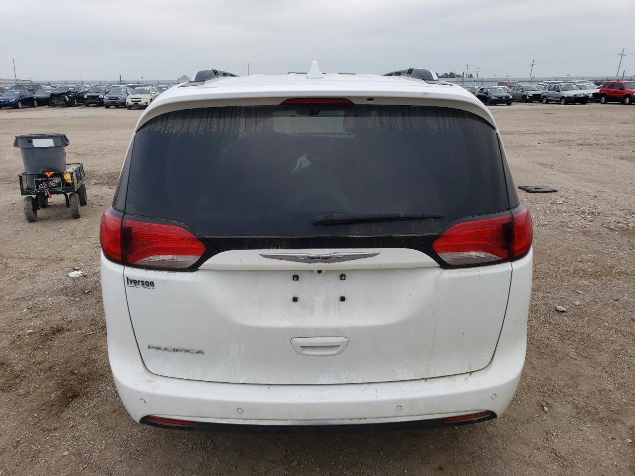 Lot #2942799743 2019 CHRYSLER PACIFICA T