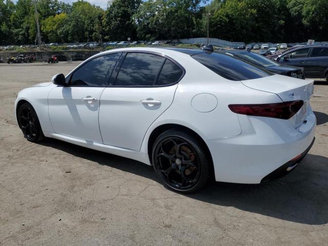 VIN ZARFAEEN0H7548338 2017 Alfa Romeo Giulia, Ti Q4 no.2