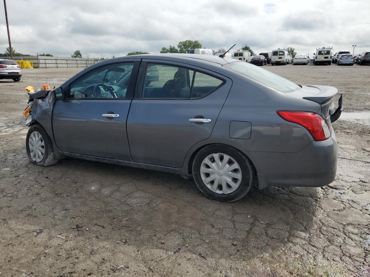 Lot #2959703921 2019 NISSAN VERSA S