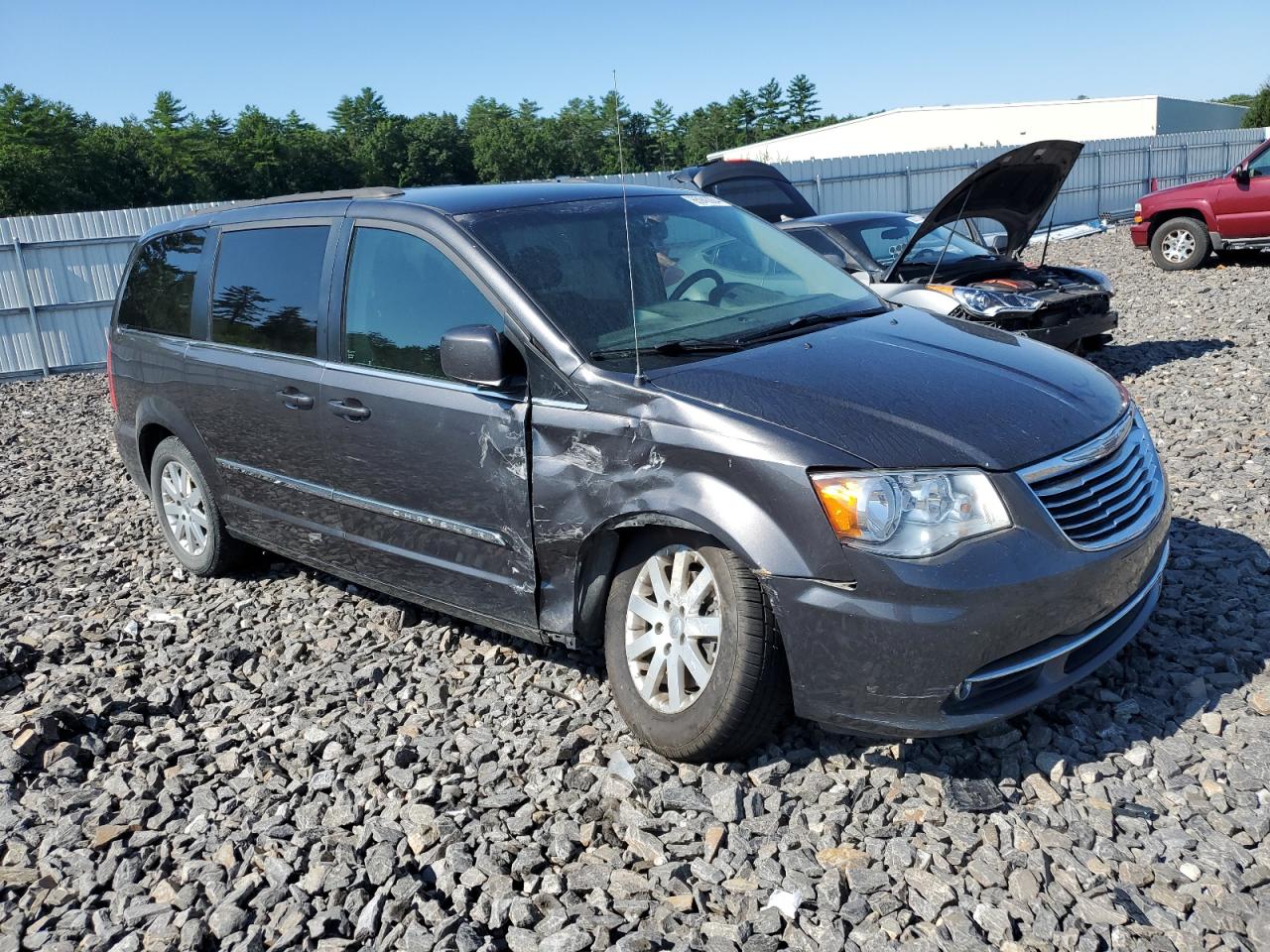 Lot #2952761940 2016 CHRYSLER TOWN & COU