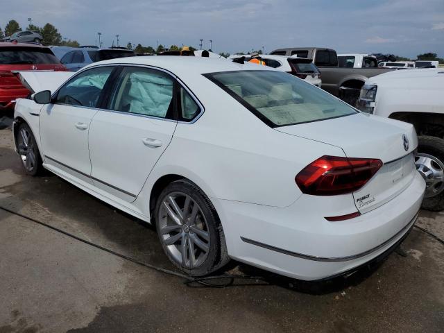 2017 VOLKSWAGEN PASSAT R-L - 1VWDT7A32HC032918