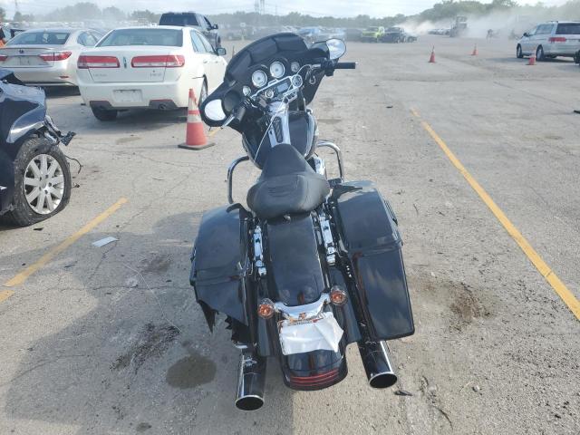 2010 HARLEY-DAVIDSON FLHX - 1HD1KB41XAB616841