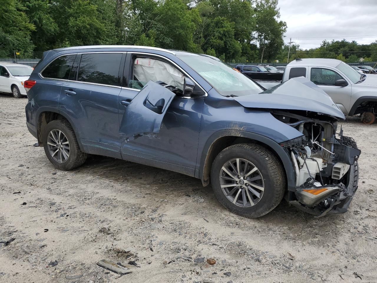 Lot #2854546661 2018 TOYOTA HIGHLANDER