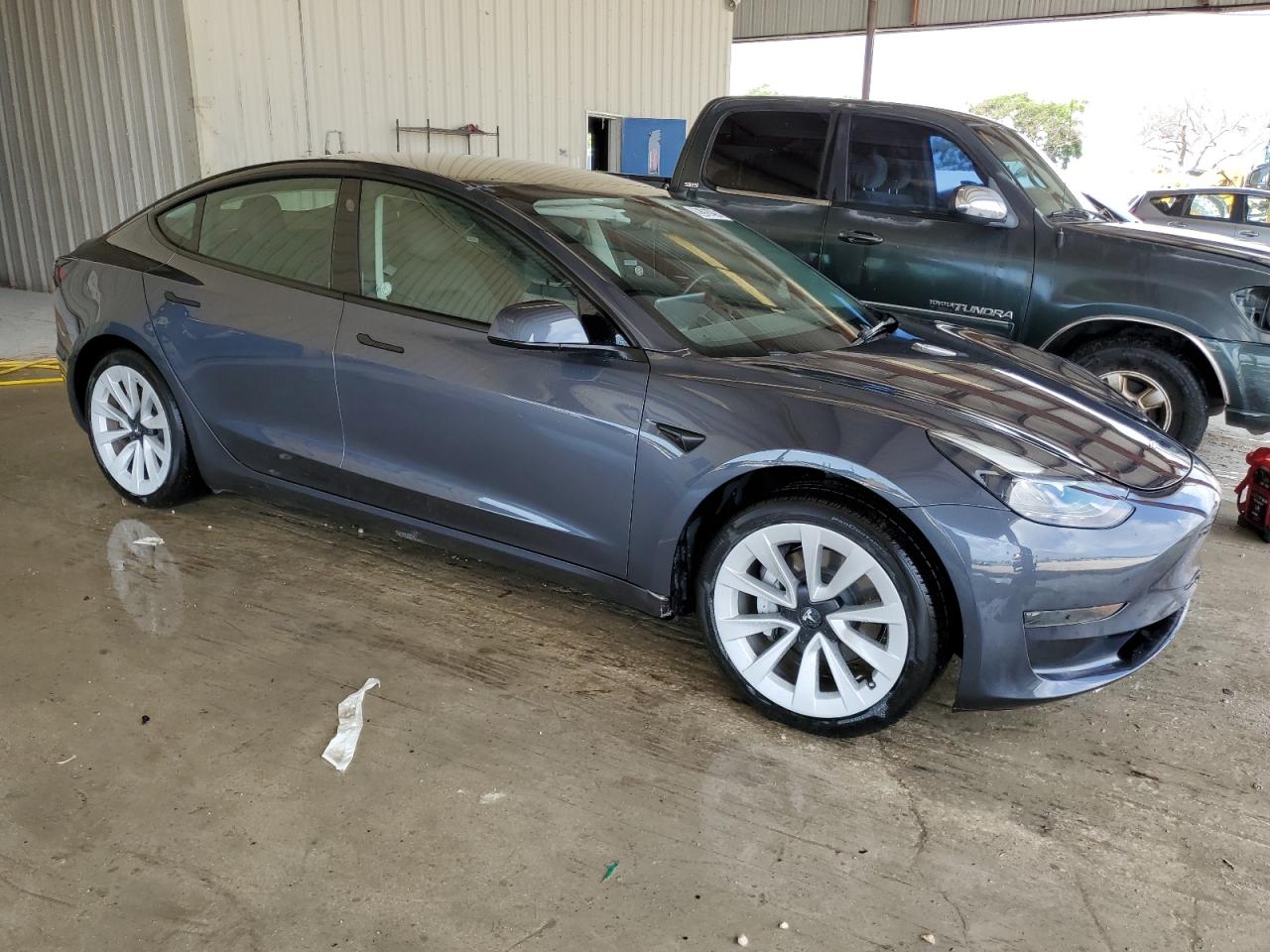 Lot #2755926047 2023 TESLA MODEL 3