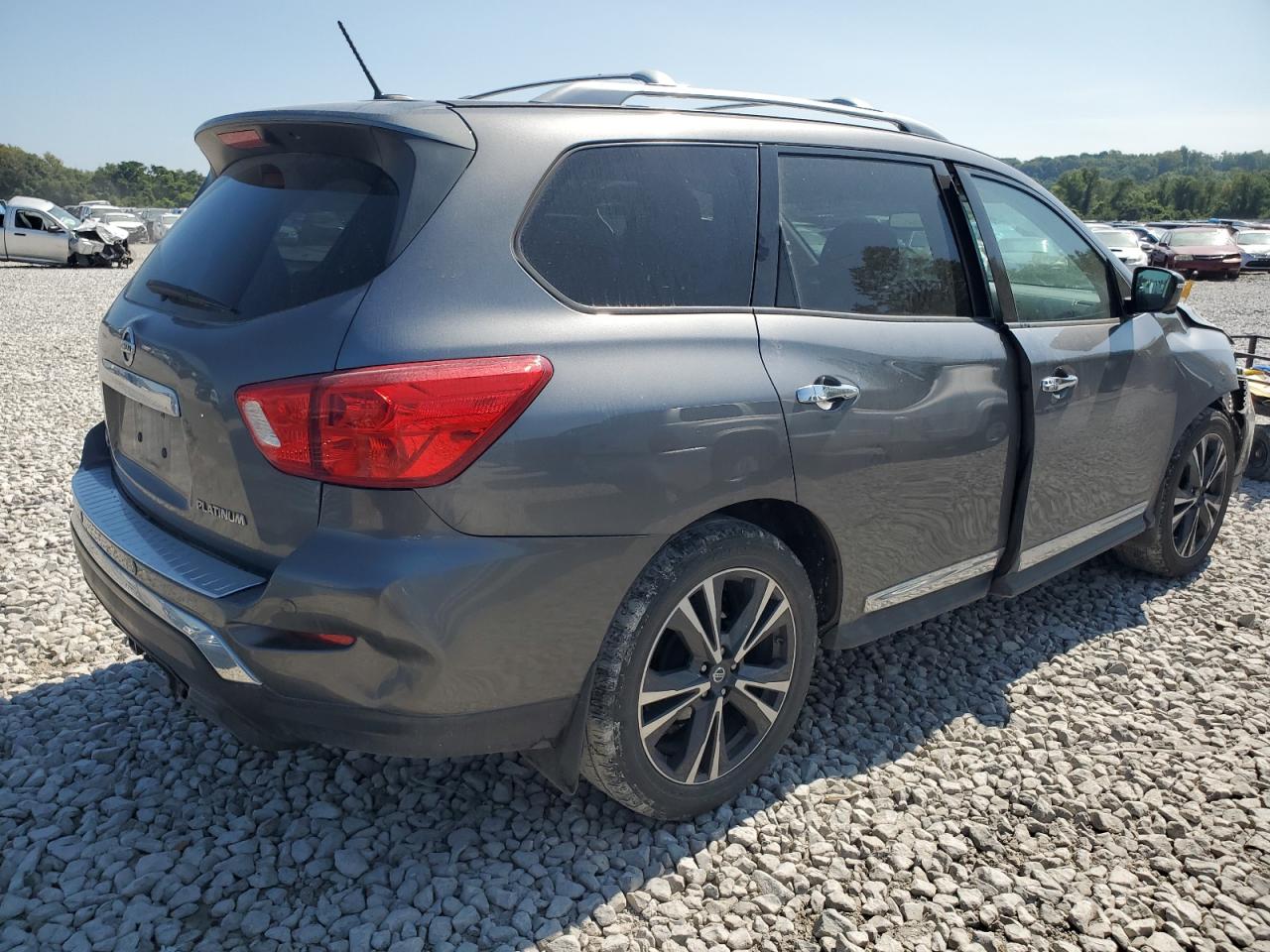 Lot #2789469533 2017 NISSAN PATHFINDER