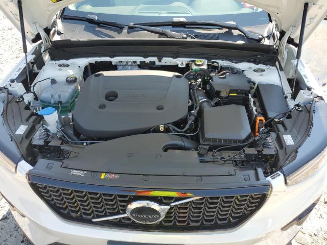 2025 VOLVO XC40 T5 YV4L12UC2S2453227