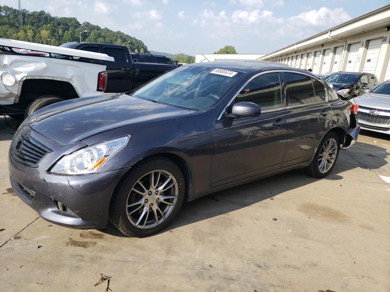 Infiniti G37 2013 