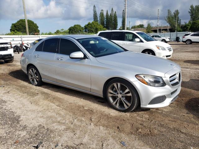 VIN 55SWF4JB8FU072153 2015 Mercedes-Benz C-Class, 300 no.4