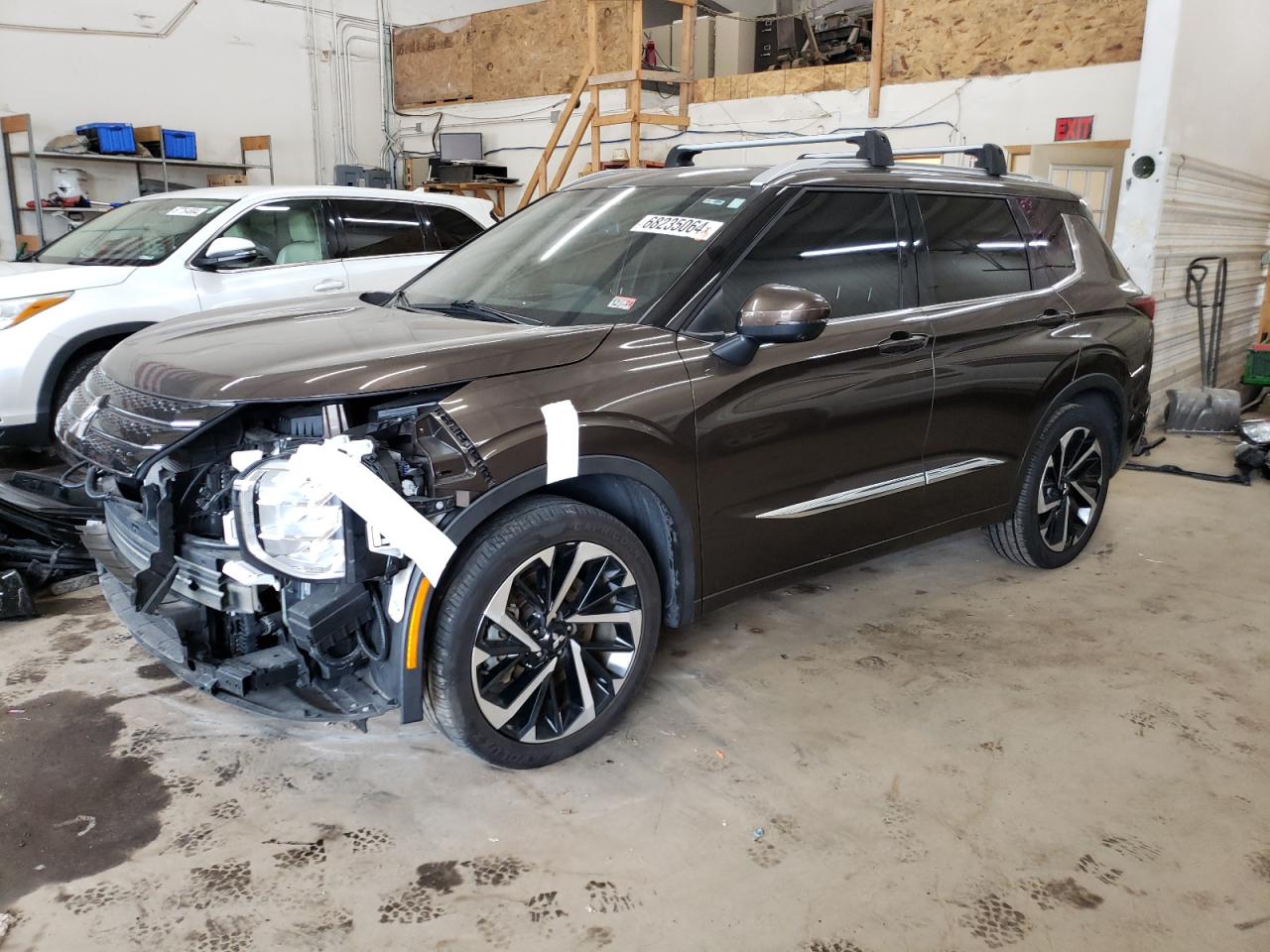 Mitsubishi Outlander 2022 Wagon body style