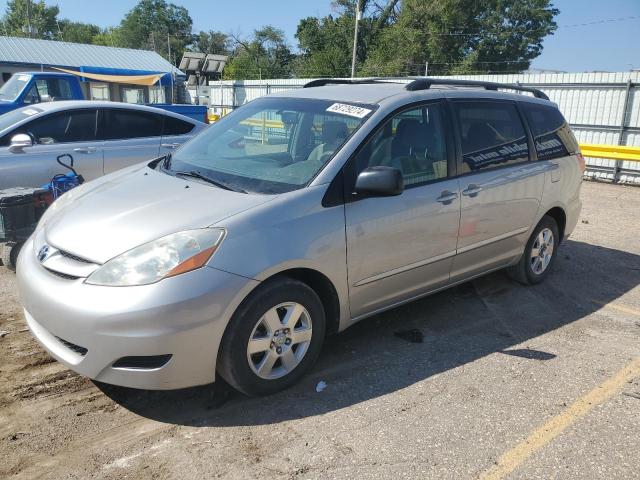 TOYOTA SIENNA CE