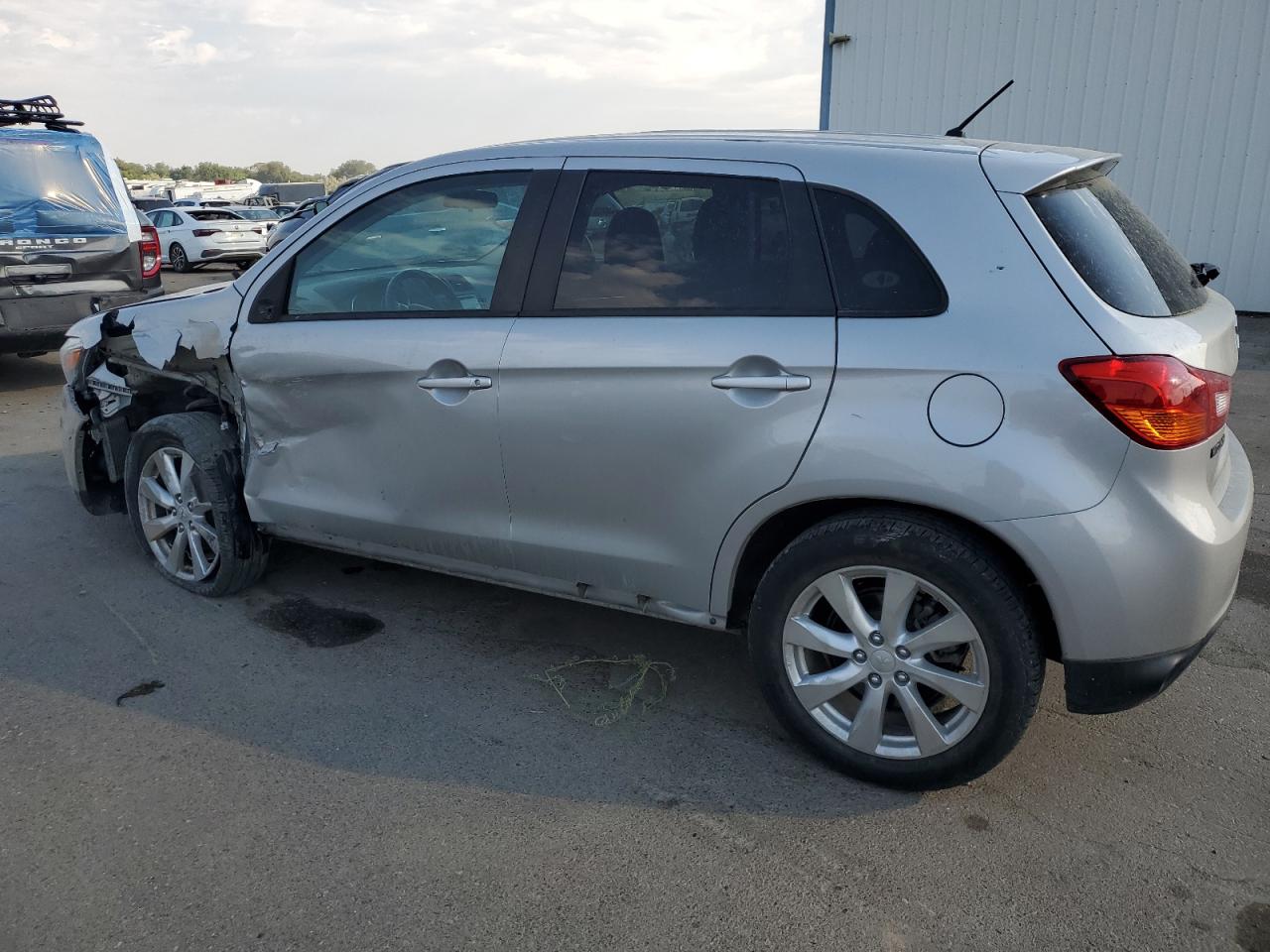 Lot #2940736308 2015 MITSUBISHI OUTLANDER