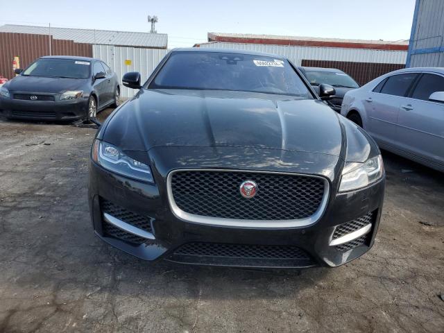 VIN SAJBL4BV3HCY28863 2017 Jaguar XF, R - Sport no.5