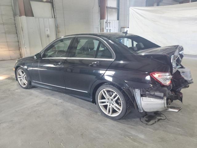 VIN WDDGF8AB1DR270261 2013 Mercedes-Benz C-Class, 3... no.2