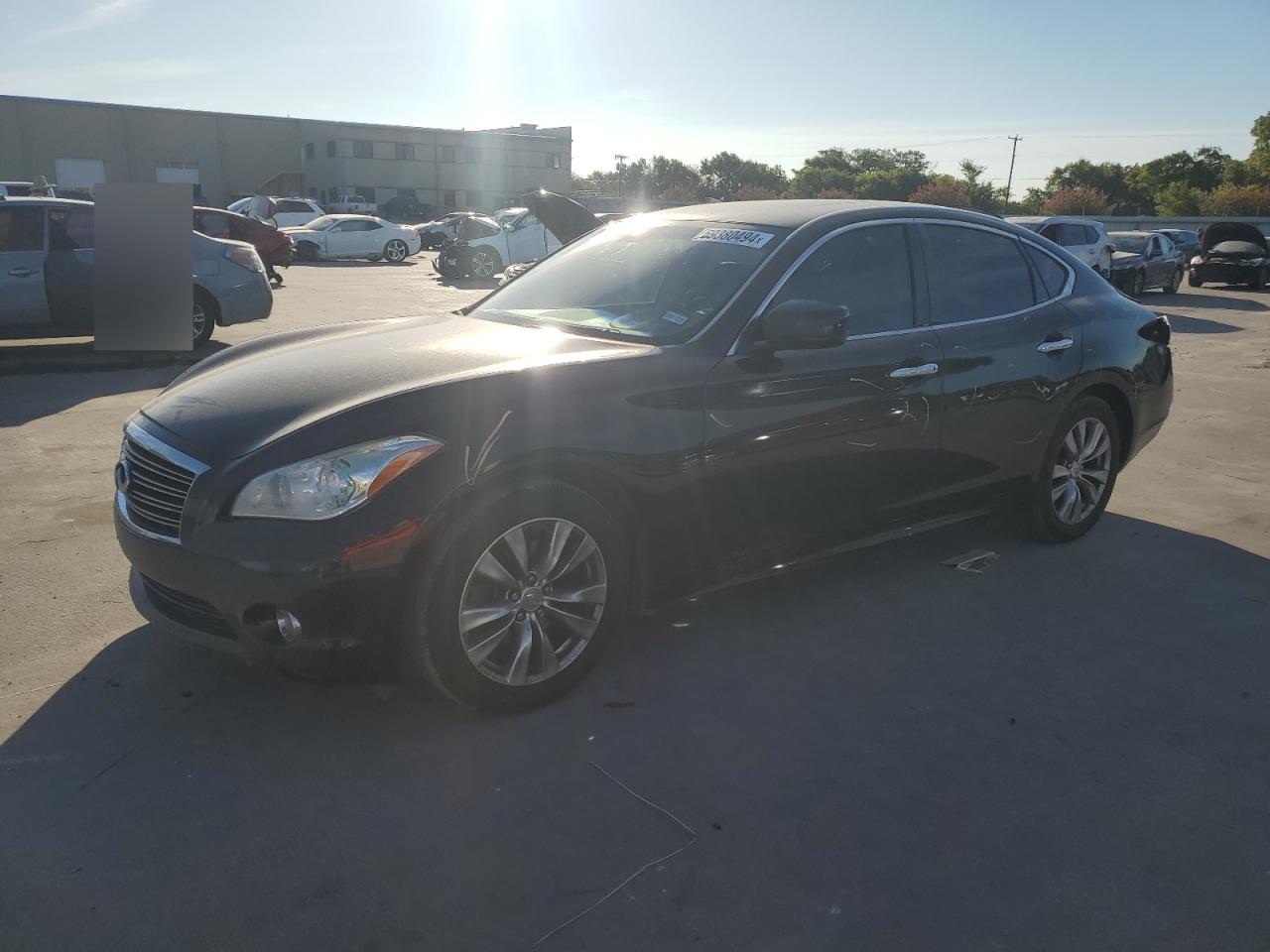 Infiniti M37 2013 