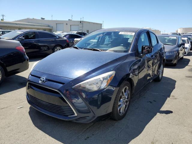 VIN 3MYDLBYVXHY185794 2017 Toyota Yaris no.1