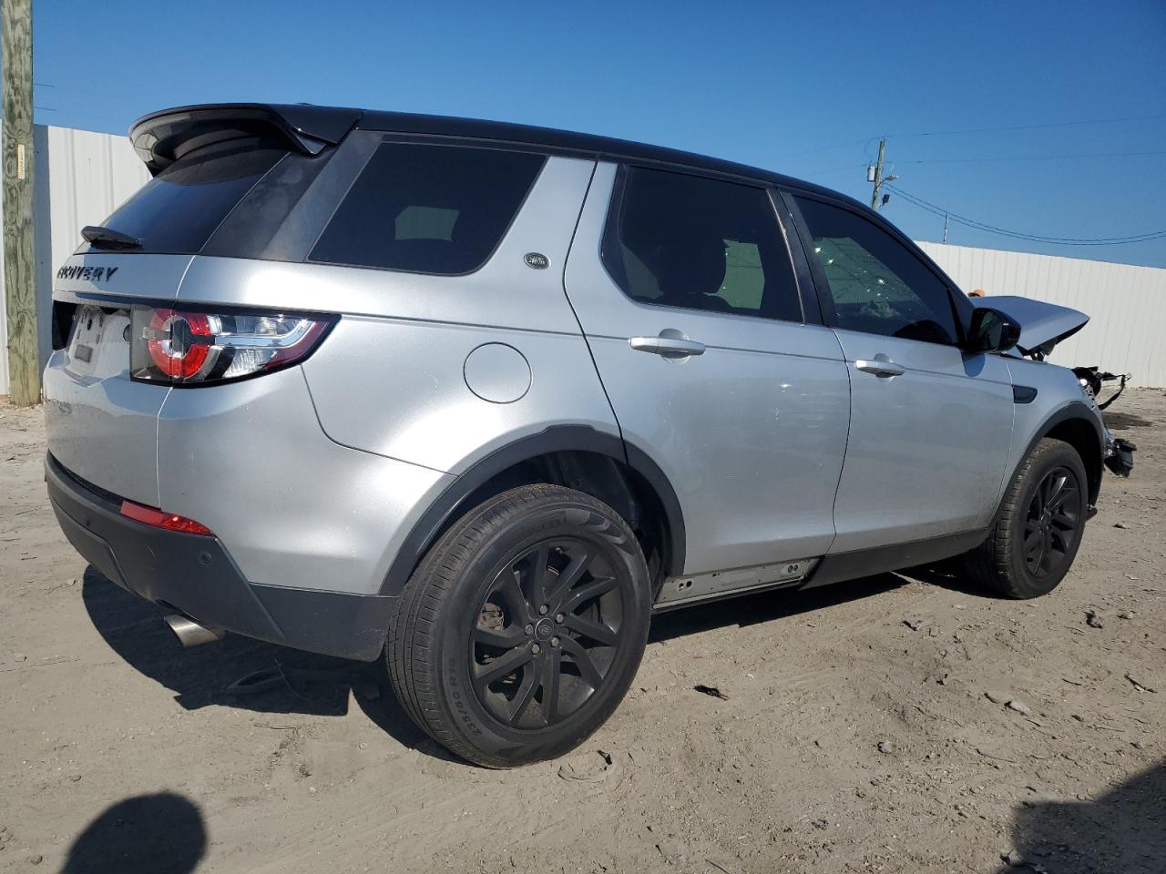 Lot #2972206198 2017 LAND ROVER DISCOVERY