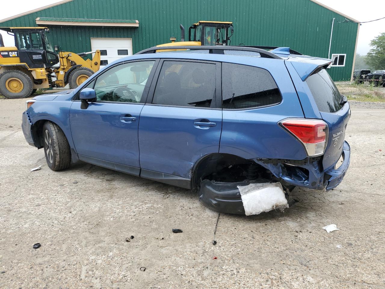 Lot #2907439042 2017 SUBARU FORESTER 2