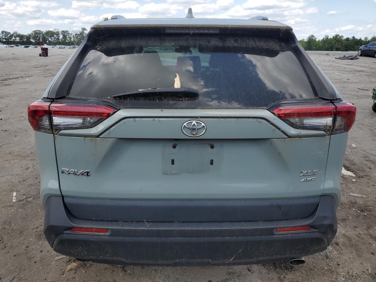 Lot #2885724984 2021 TOYOTA RAV4 XLE P