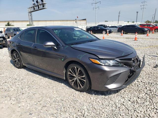 VIN 4T1B11HK7JU048649 2018 Toyota Camry, L no.4