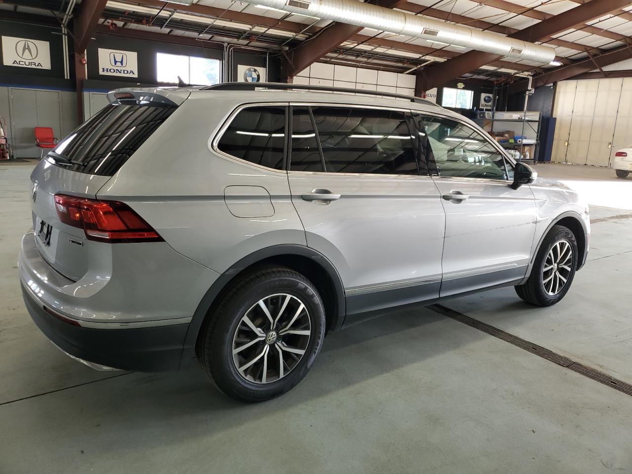 Lot #2773265625 2020 VOLKSWAGEN TIGUAN SE