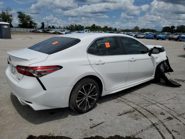 2018 TOYOTA CAMRY L - 4T1B11HK5JU662471