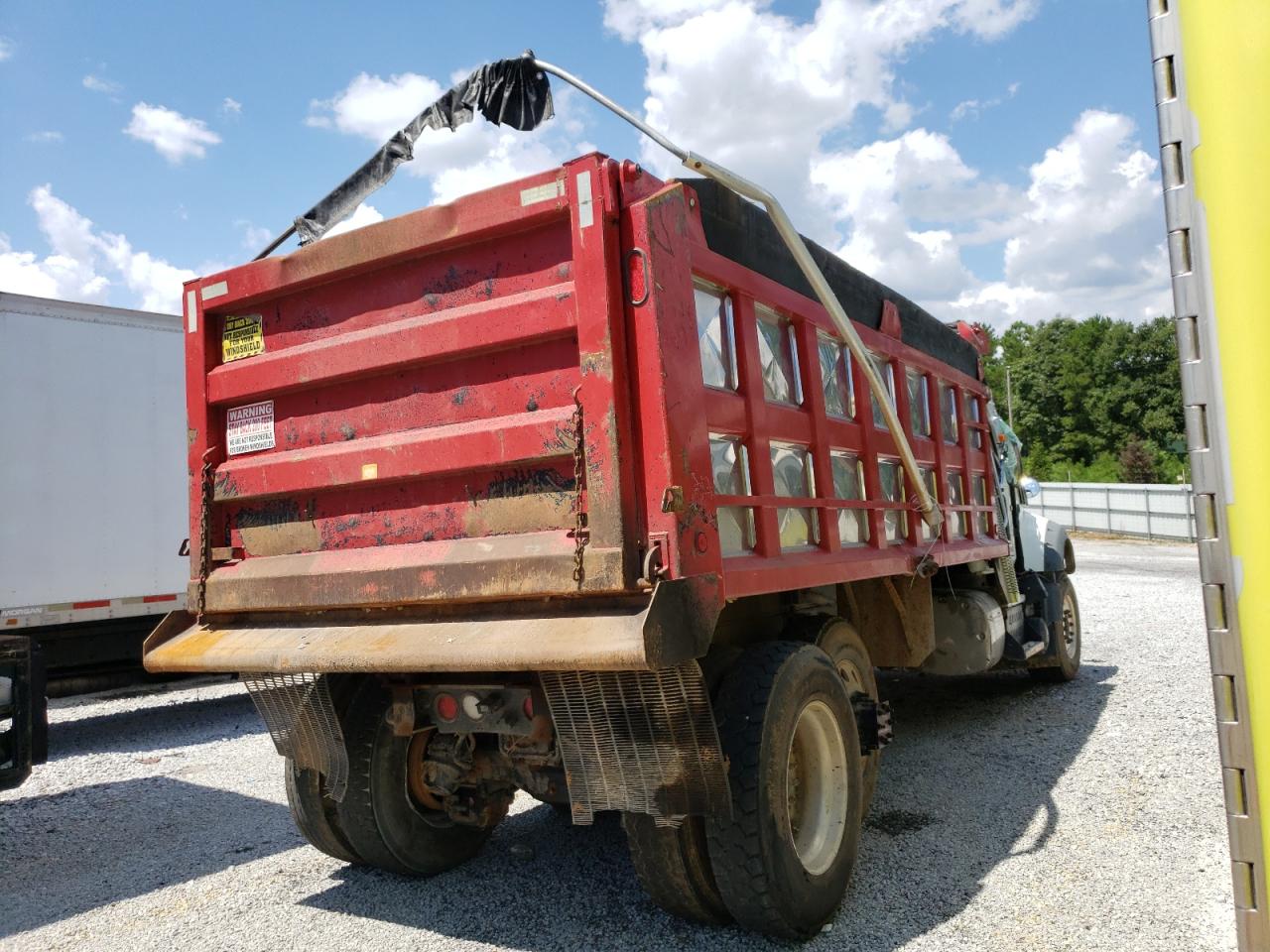 Lot #2935952755 2016 MACK 700 GU700