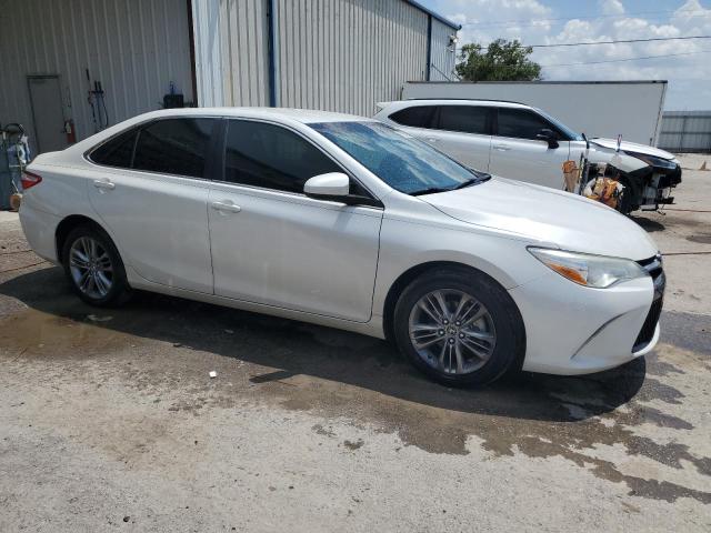 VIN 4T1BF1FK5GU164347 2016 Toyota Camry, LE no.4