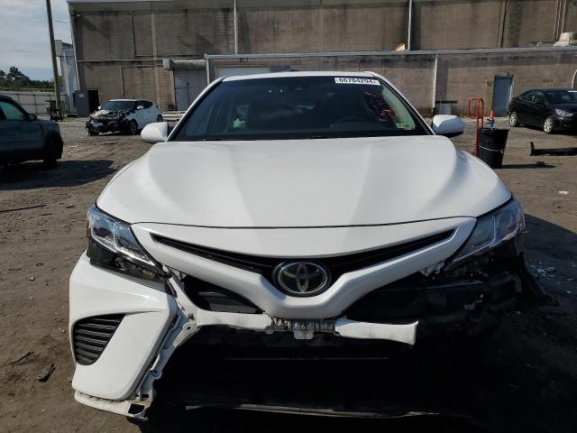 VIN 4T1B11HK2JU524080 2018 Toyota Camry, L no.5