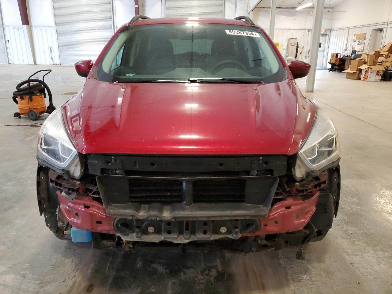 Lot #2923887934 2017 FORD ESCAPE SE