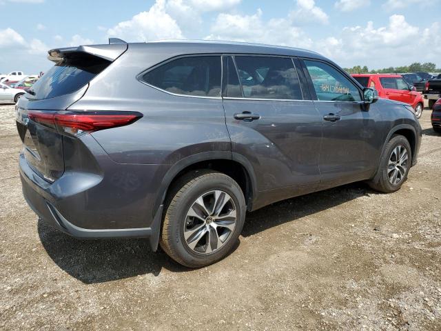 VIN 5TDGZRBH1MS083744 2021 Toyota Highlander, Xle no.3